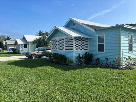 1338 - 1384 NE - 1384 35th Street Oakland Park FL 33334