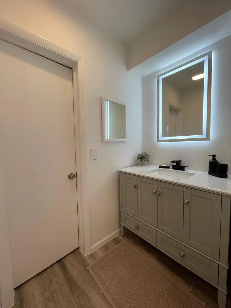 2708 NE 14th Street Causeway Pompano Beach FL 33062