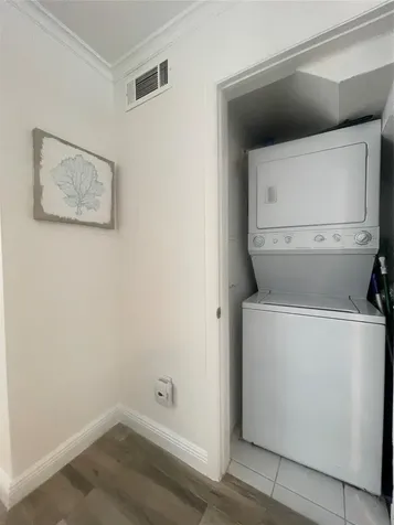 2708 NE 14th Street Causeway Pompano Beach FL 33062