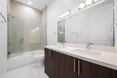 1428 SW 4th Avenue Fort Lauderdale FL 33315