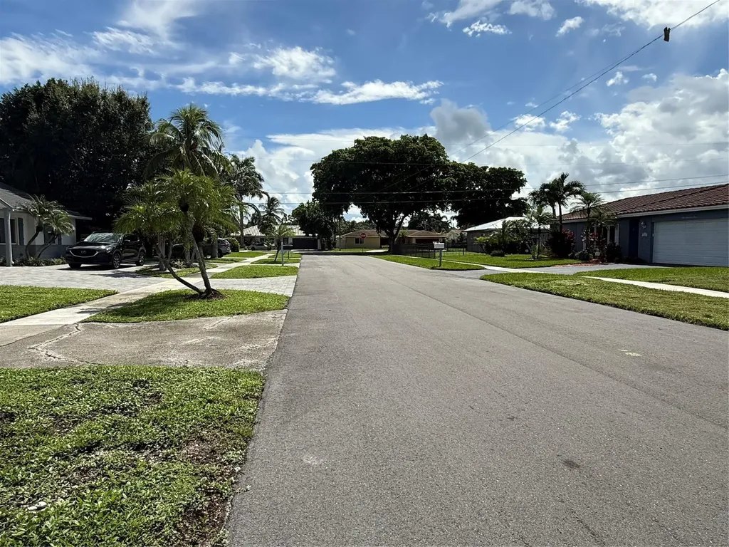 105 Orchard Ridge Lane Boca Raton FL 33431