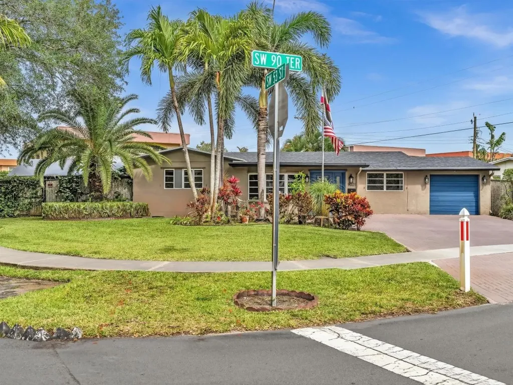 9021 SW 53rd Street Cooper City FL 33328