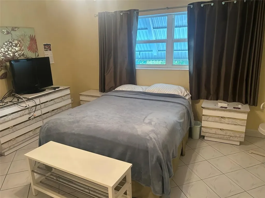 4321 NW 16th Street Fort Lauderdale FL 33313