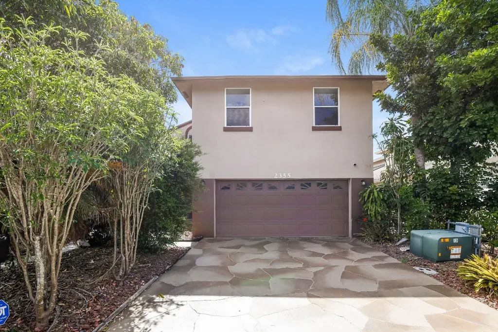 2355 NW 33rd Terrace Coconut Creek FL 33066