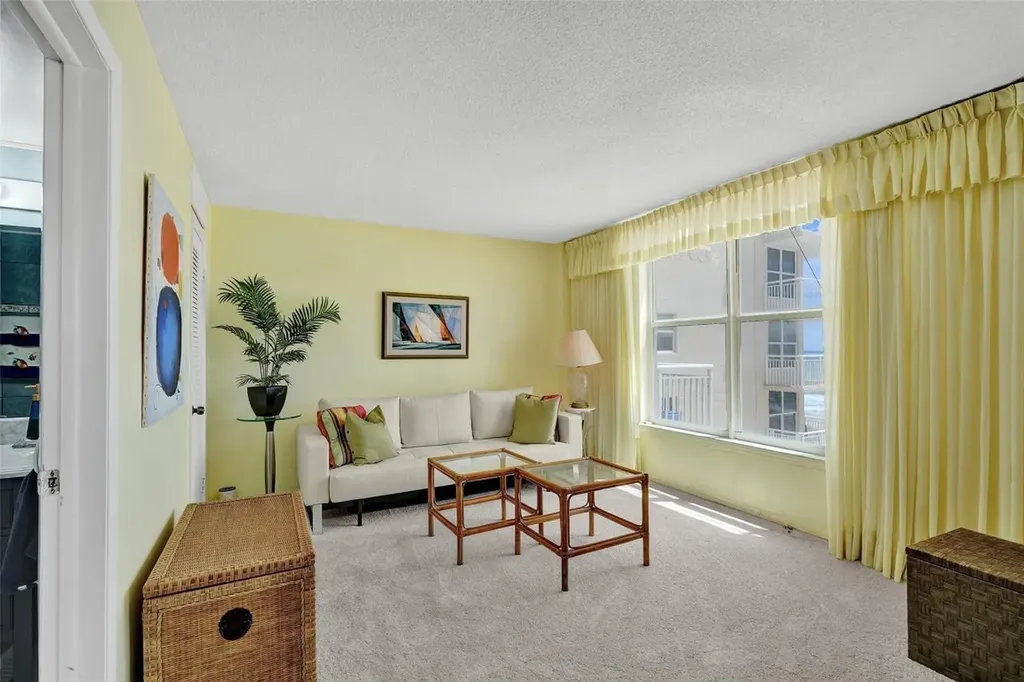 1051 Hillsboro Mile Hillsboro Beach FL 33062