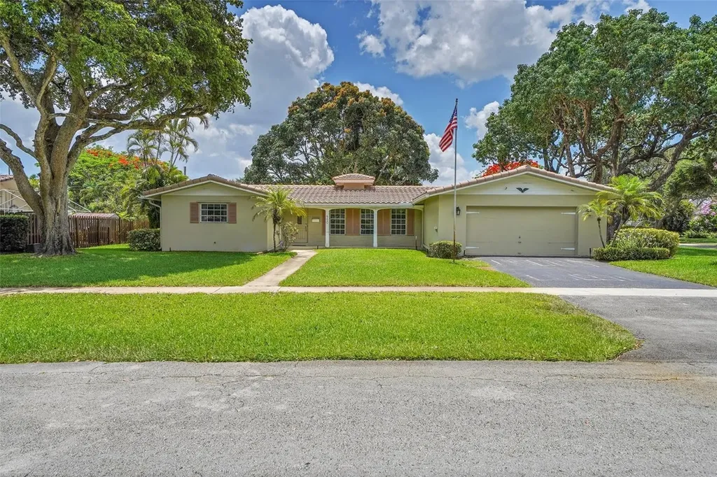 550 NW 66th Avenue Plantation FL 33317