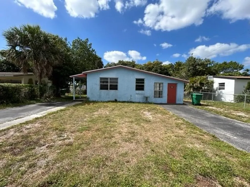 3360 NW 9th Street Lauderhill FL 33311