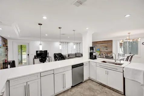 2131 NW 4th Street Pompano Beach FL 33069