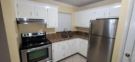 5168 NE 6th Avenue Oakland Park FL 33334