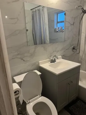 958 W 4th Street Riviera Beach FL 33404