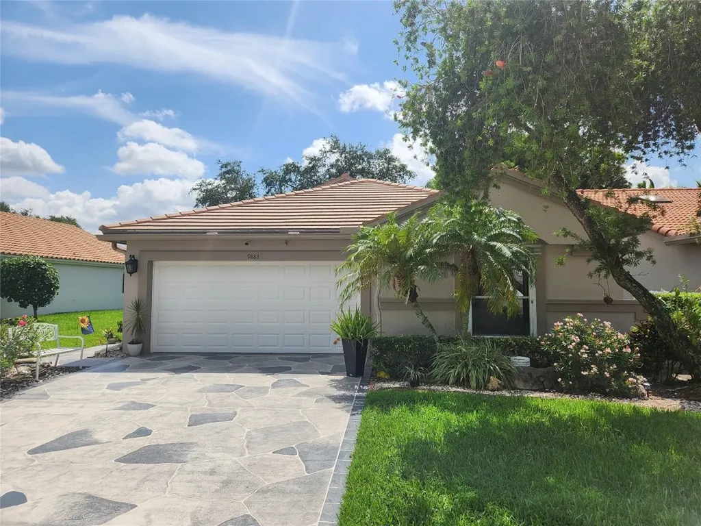 9883 Harbour Lake Circle Boynton Beach FL 33437