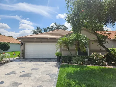 9883 Harbour Lake Circle Boynton Beach FL 33437