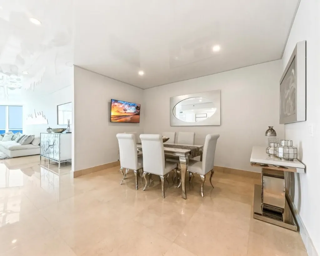 101 S Fort Lauderdale Beach Boulevard Fort Lauderdale FL 33316