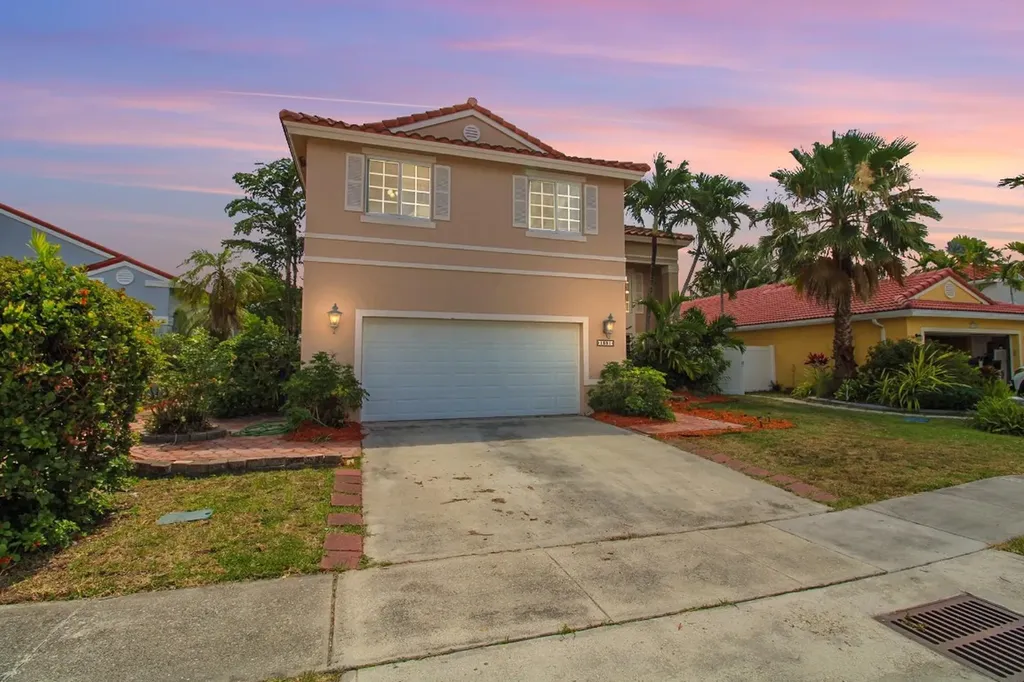 1301 NW 187th Avenue Pembroke Pines FL 33029