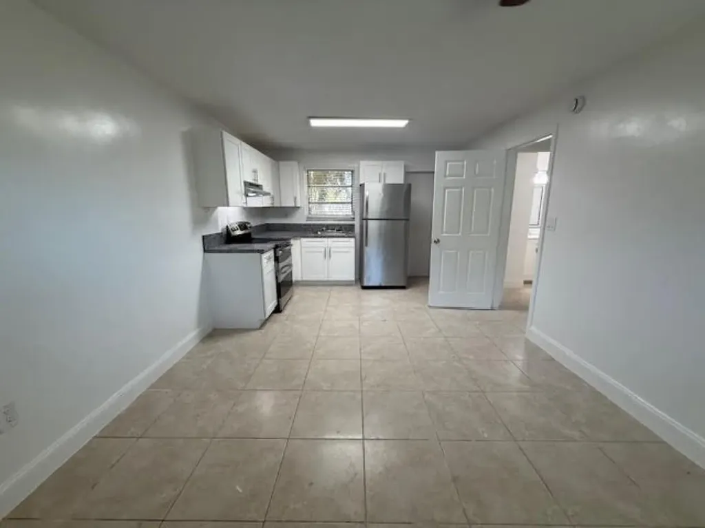 1111 NE 5th Terrace Fort Lauderdale FL 33304