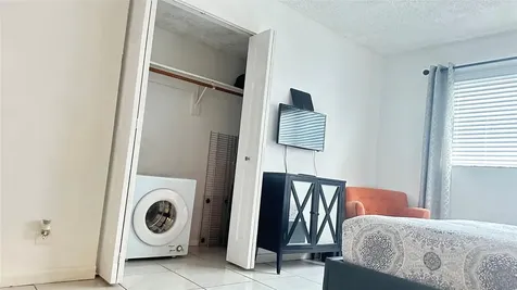 4046 NW 19th Street Lauderhill FL 33313