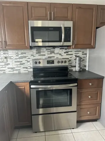 4046 NW 19th Street Lauderhill FL 33313