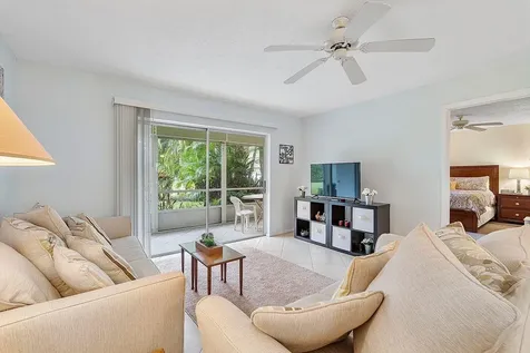 31 Abbey Lane Delray Beach FL 33446