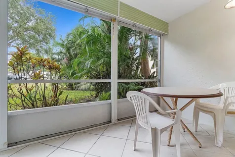 31 Abbey Lane Delray Beach FL 33446