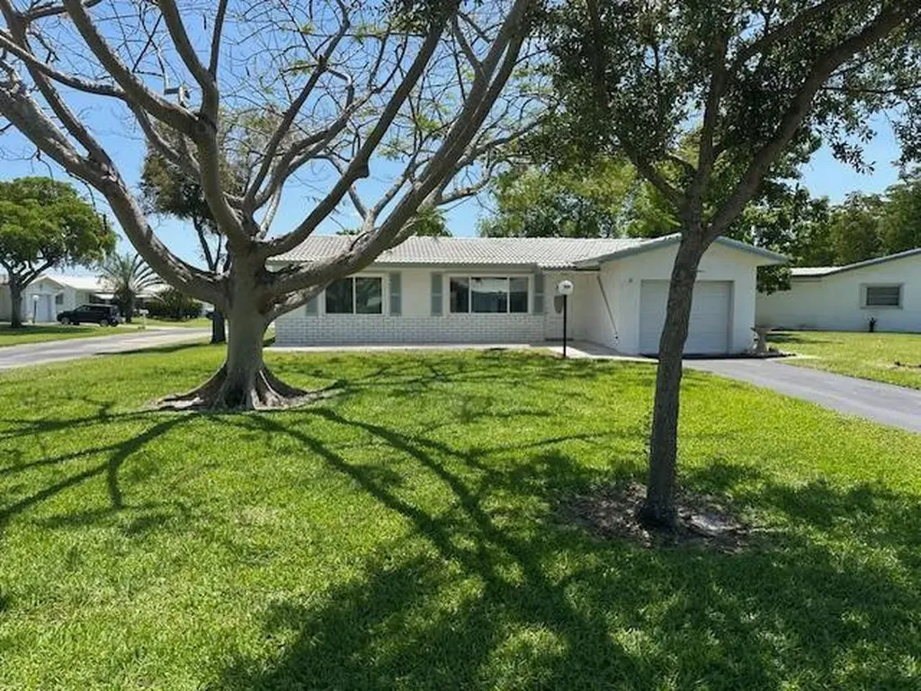 8604 N Campanelli Boulevard Plantation FL 33322