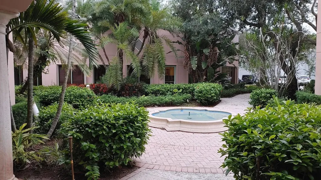 1565 N Park Drive Weston FL 33326