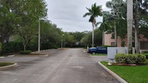 1565 N Park Drive Weston FL 33326
