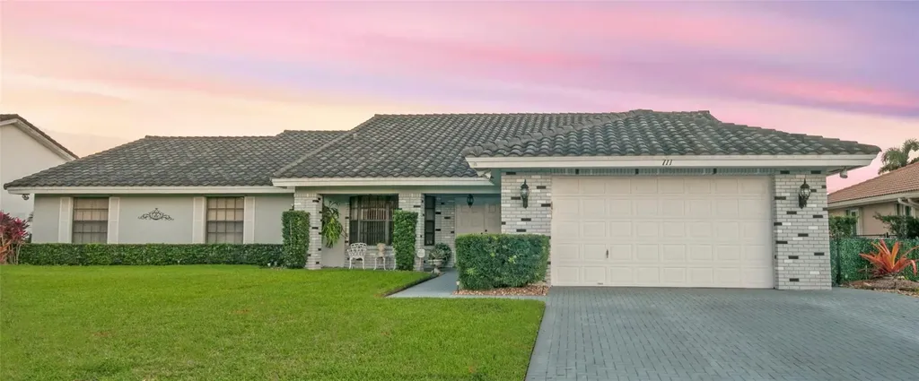 711 NW 193rd Avenue Pembroke Pines FL 33029