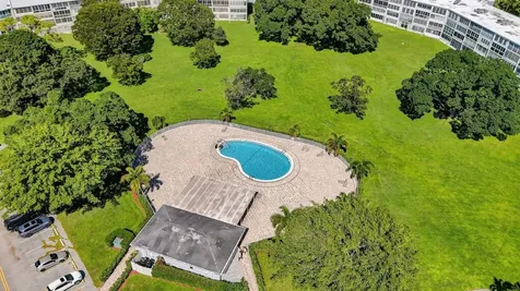 2005 Berkshire A Deerfield Beach FL 33442