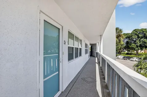 2005 Berkshire A Deerfield Beach FL 33442