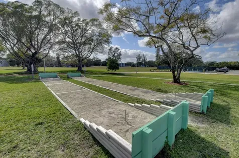 2005 Berkshire A Deerfield Beach FL 33442