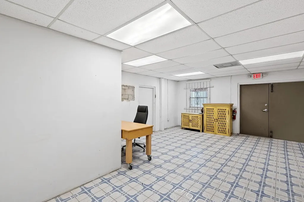 804-810 NE 4th Avenue Fort Lauderdale FL 33304