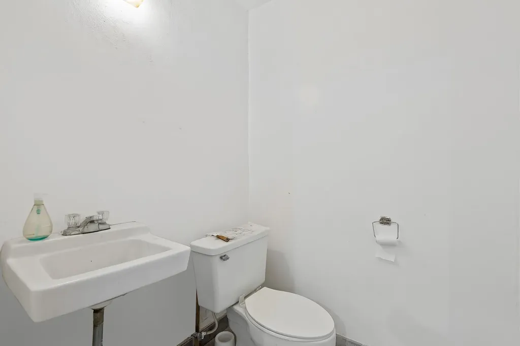 804-810 NE 4th Avenue Fort Lauderdale FL 33304