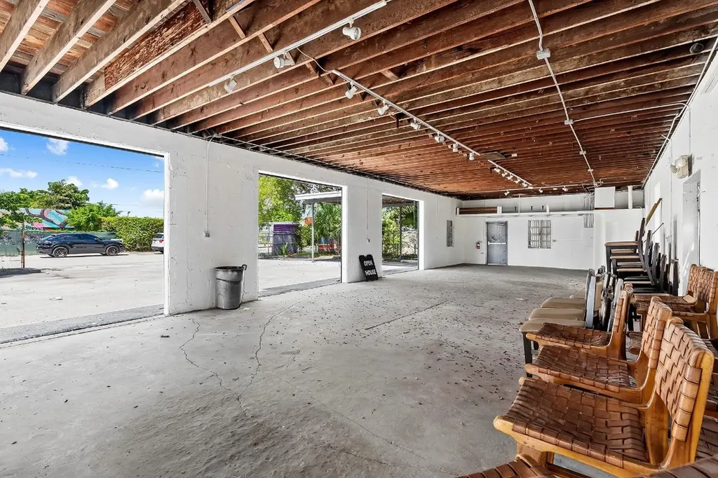 804-810 NE 4th Avenue Fort Lauderdale FL 33304
