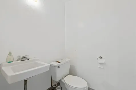 804-810 NE 4th Avenue Fort Lauderdale FL 33304