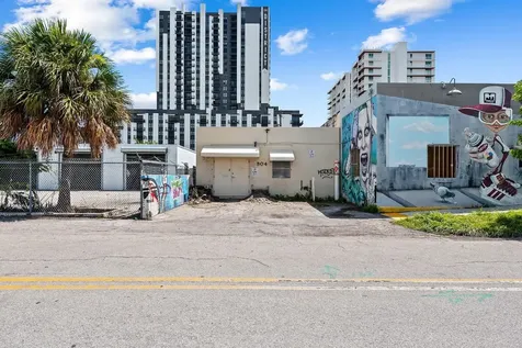 804-810 NE 4th Avenue Fort Lauderdale FL 33304