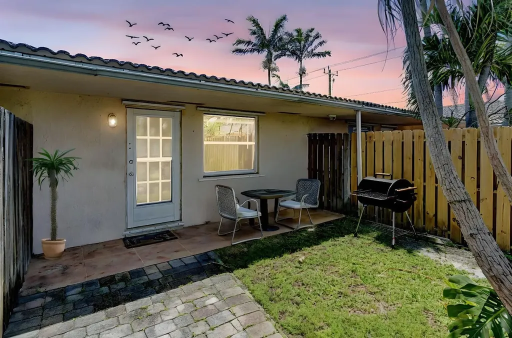 736 NE 13th Court Fort Lauderdale FL 33304