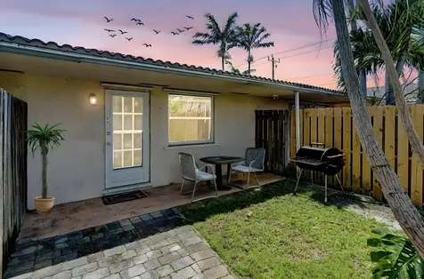 736 NE 13th Court Fort Lauderdale FL 33304