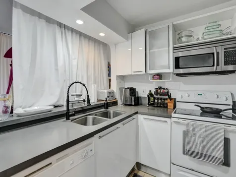 555 NE 15th Street Miami FL 33132