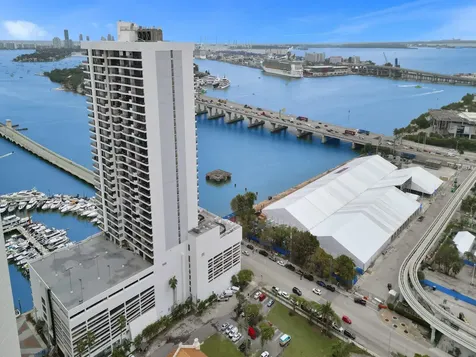 555 NE 15th Street Miami FL 33132