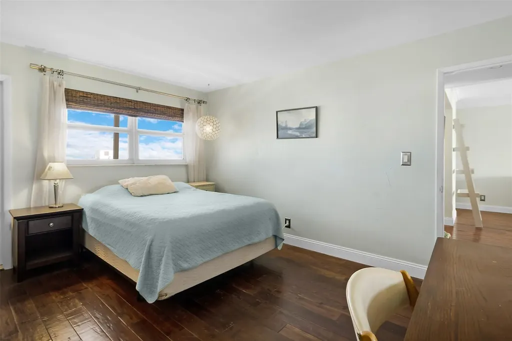 1160 Hillsboro Mile Hillsboro Beach FL 33062