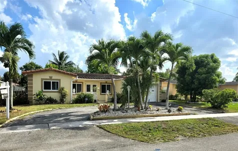 4600 NW 39th Street Lauderdale Lakes FL 33319