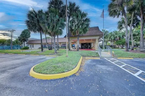 6095 N Sabal Palm Boulevard Tamarac FL 33319