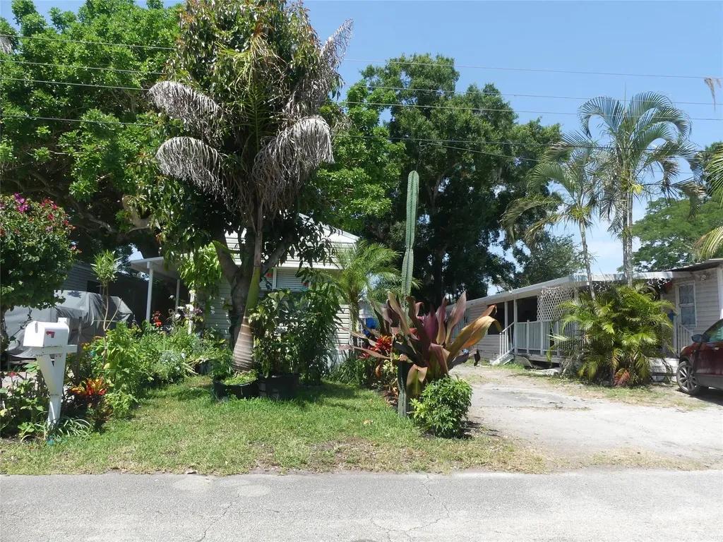 8791 Highway 78 Okeechobee FL