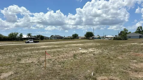 537 NW 15 Terrace Cape Coral FL 33993