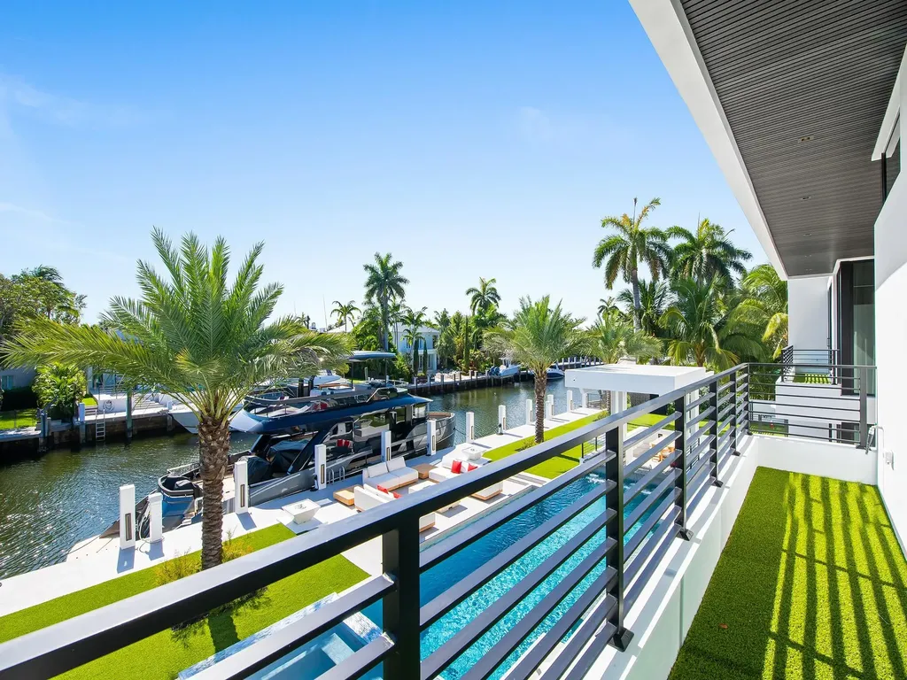 725 Poinciana Drive Fort Lauderdale FL 33301