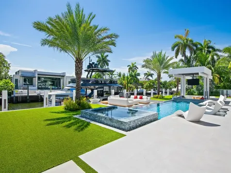 725 Poinciana Drive Fort Lauderdale FL 33301