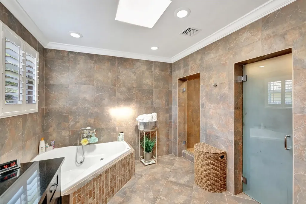 2601 NE 27th Terrace Fort Lauderdale FL 33306