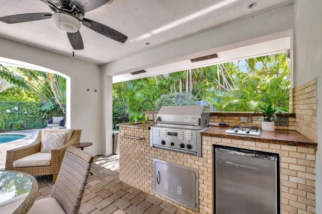 2601 NE 27th Terrace Fort Lauderdale FL 33306