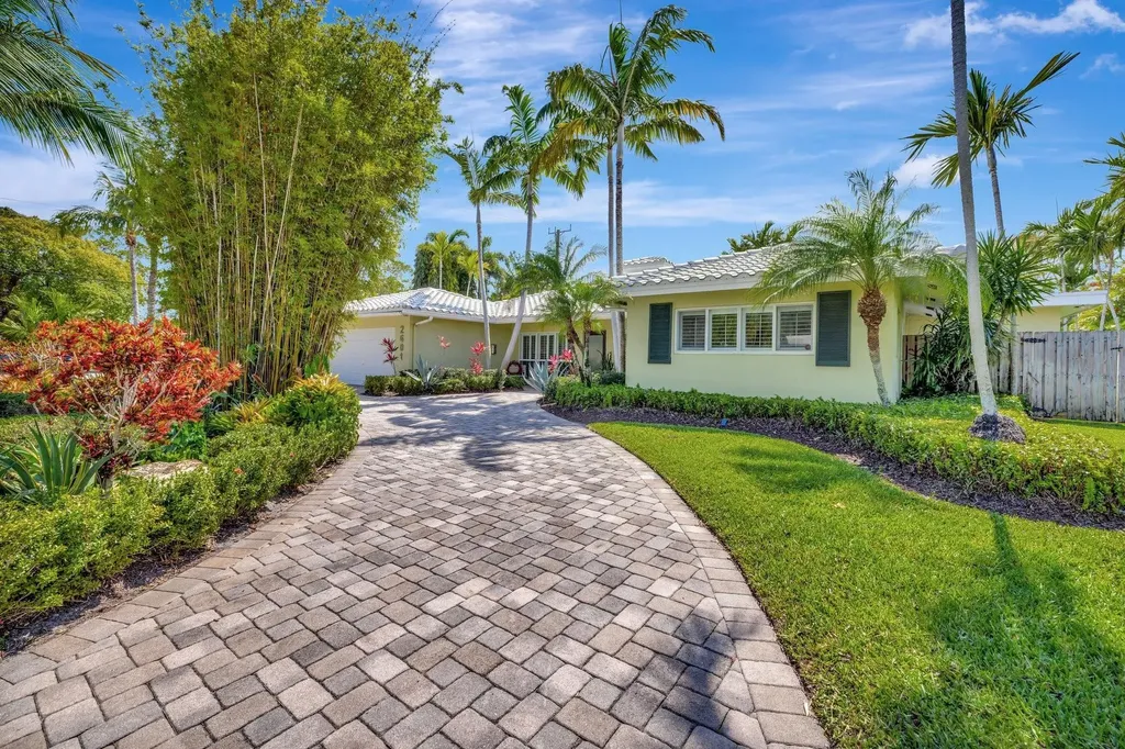 2601 NE 27th Terrace Fort Lauderdale FL 33306
