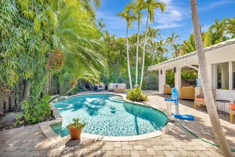 2601 NE 27th Terrace Fort Lauderdale FL 33306